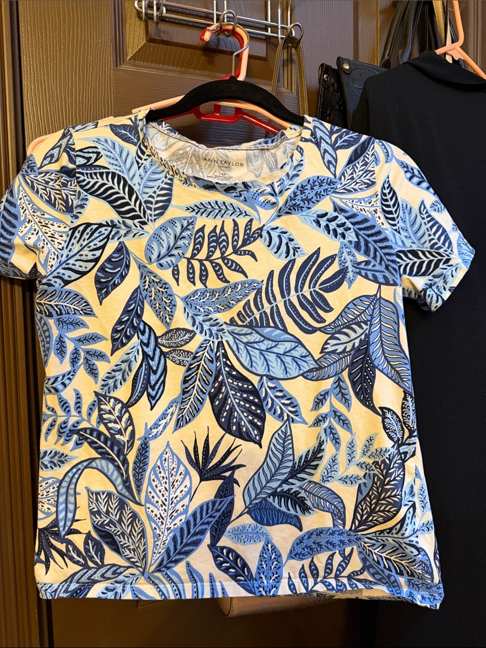 Ann Taylor Navy and Light Blue Leaf-Print Short Sleeve Tee - Picture 1 of 3